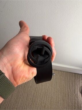 Gucci Men's Black Logo Belt - Black